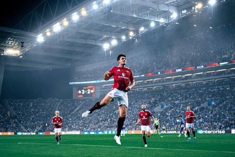 Dari Diragukan ke Diandalkan—Itu Target Coretax.Setiap perubahan besar pasti menimbulkan tanda tanya. Coretax hadir dengan biaya besar, sistem baru, dan cara kerja yang menggeser kebiasaan lama. Wajar kalau ada rasa ragu, bingung, bahkan penolakan.Tapi semua itu bagian dari proses.Karena tujuan akhirnya bukan sekadar mengganti sistem lama, tapi membangun pondasi baru—yang lebih modern, terintegrasi, dan adaptif untuk kebutuhan pajak hari ini dan ke depan.Coretax mungkin diragukan di awal, tapi tujuannya jelas